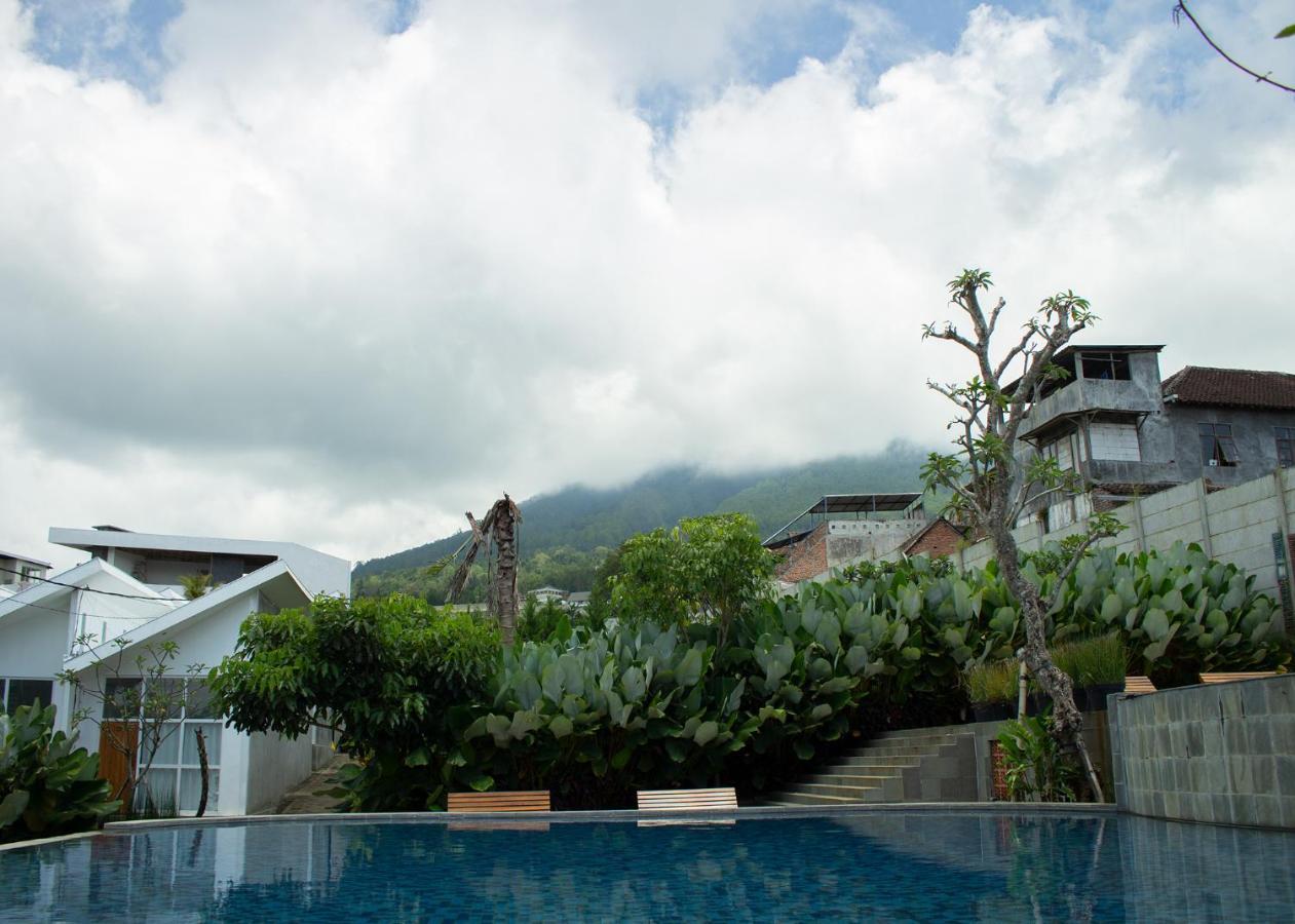 Rockwood Resort & Villa'S Batu  Luaran gambar